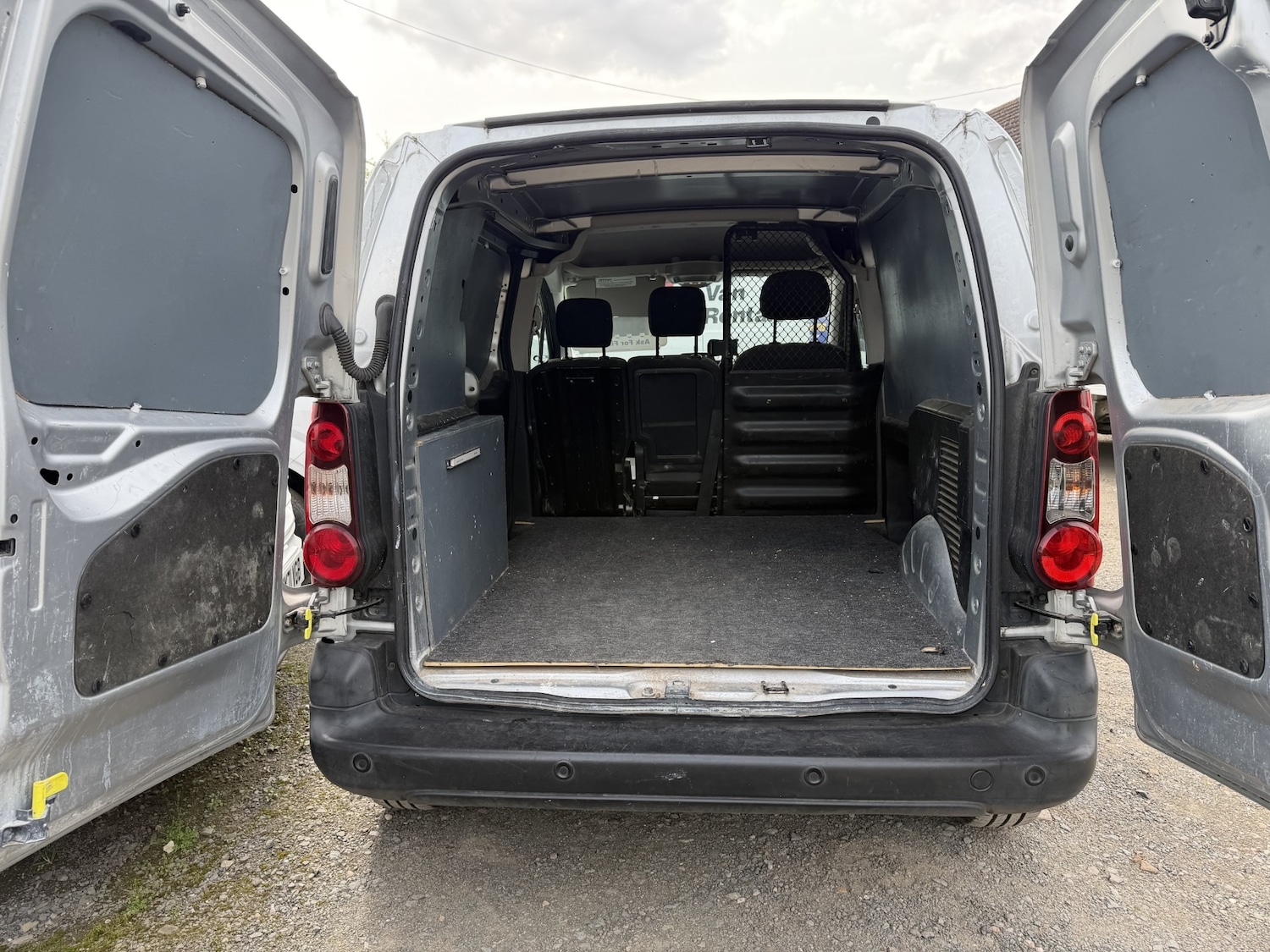 Used Peugeot Partner 2018 for sale - 78198061: Photo 7