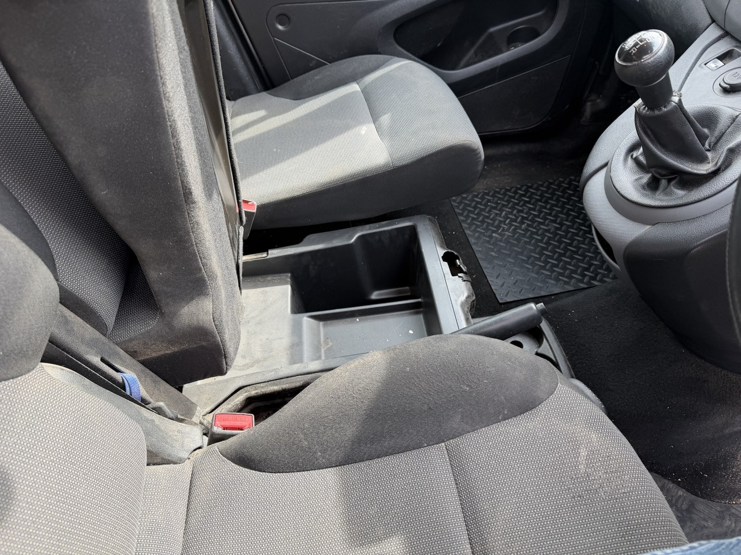 Used Peugeot Partner 2018 for sale - 78198061: Photo 8