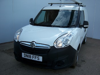 Used Vauxhall Combo 2018 for sale - 75595925: Photo