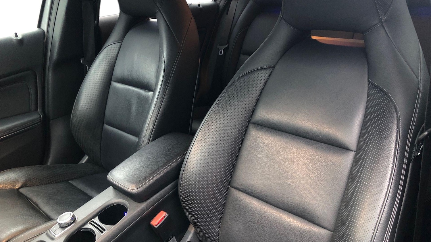 Used Mercedes-Benz A-Class 2018 for sale - 77736208: Photo 11