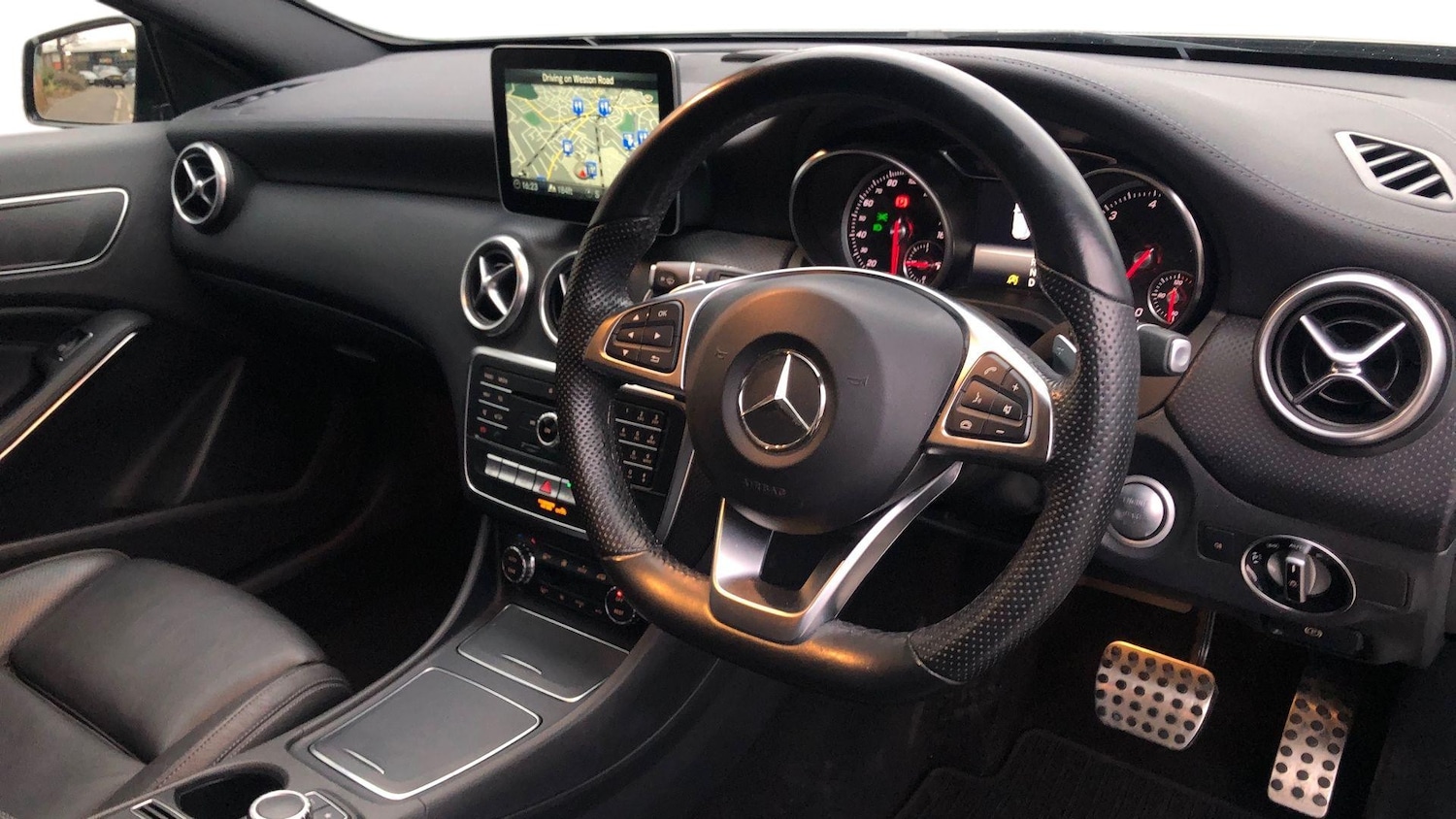 Used Mercedes-Benz A-Class 2018 for sale - 77736208: Photo 3