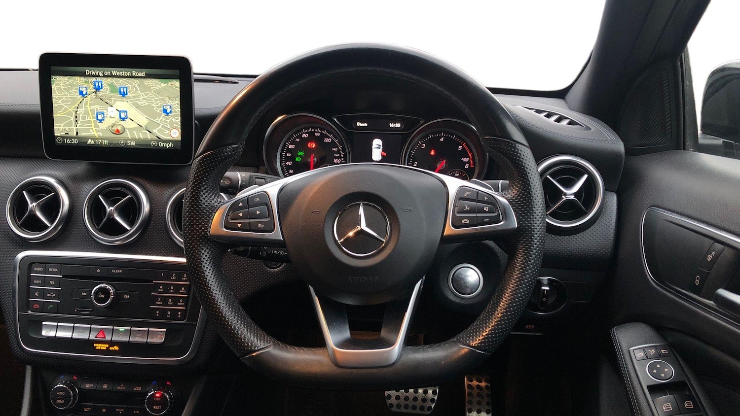 Used Mercedes-Benz A-Class 2018 for sale - 77736208: Photo 9