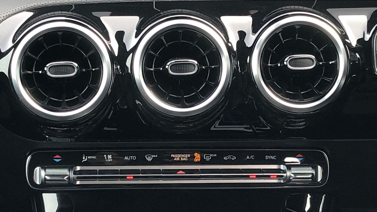 Used Mercedes-Benz A-Class 2021 for sale - 76413477: Photo 24