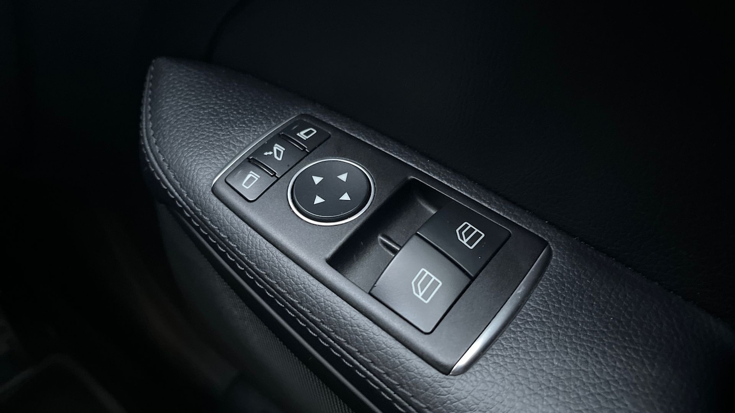 Used Mercedes-Benz SLC 2018 for sale - 76819779: Photo 22