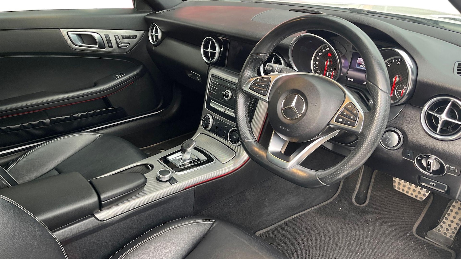 Used Mercedes-Benz SLC 2018 for sale - 76819779: Photo 3