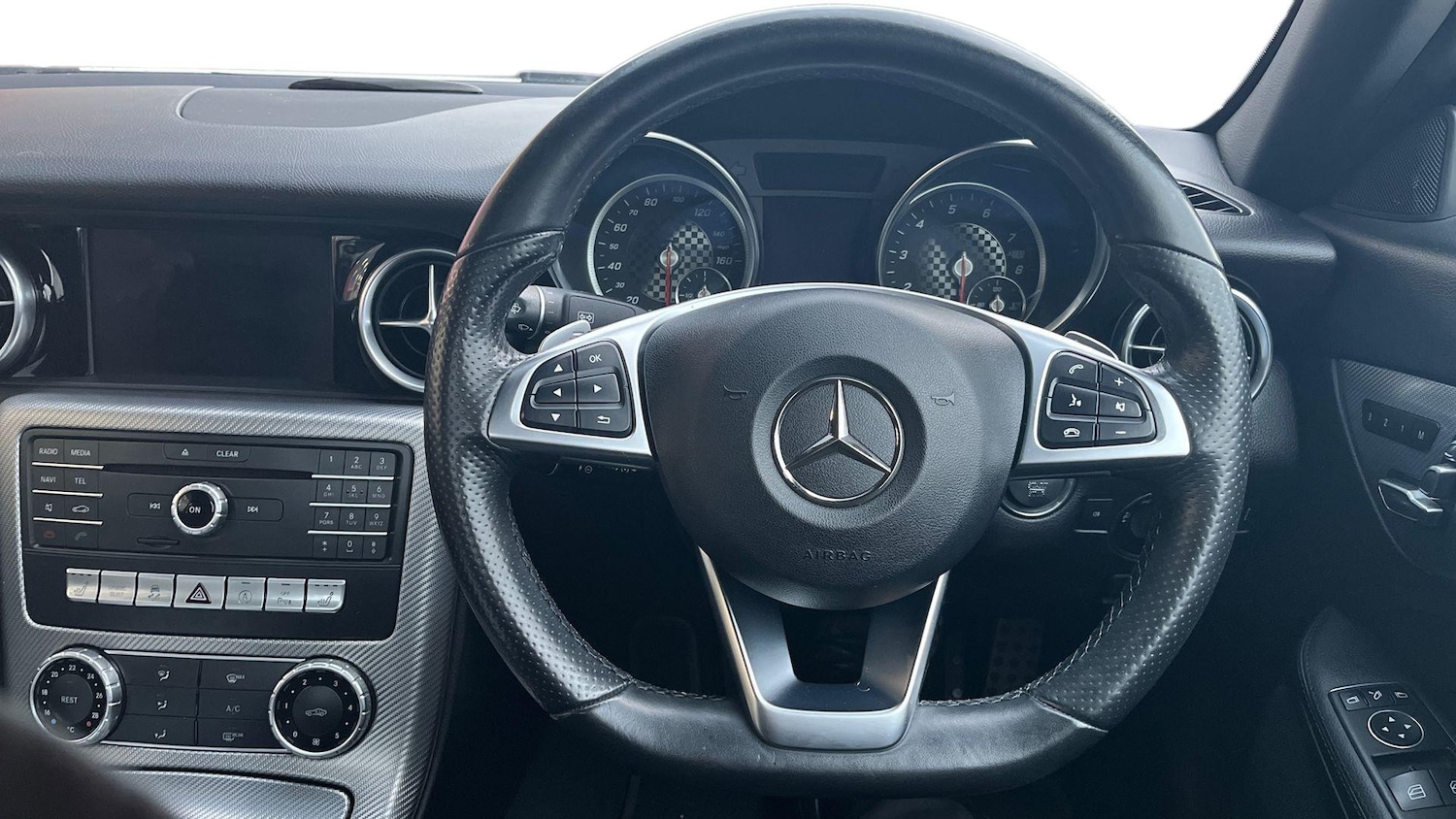 Used Mercedes-Benz SLC 2018 for sale - 76819779: Photo 9