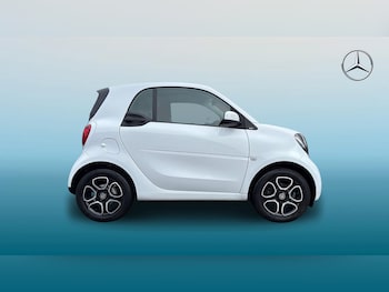 Used smart fortwo 2018 for sale - 77423775: Photo