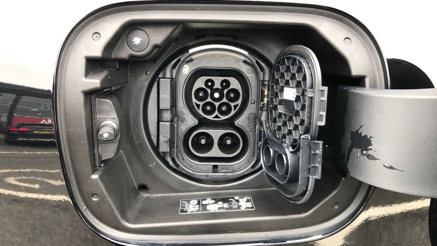 Used Mercedes-Benz EQB 2024 for sale - 76413448: Photo 28