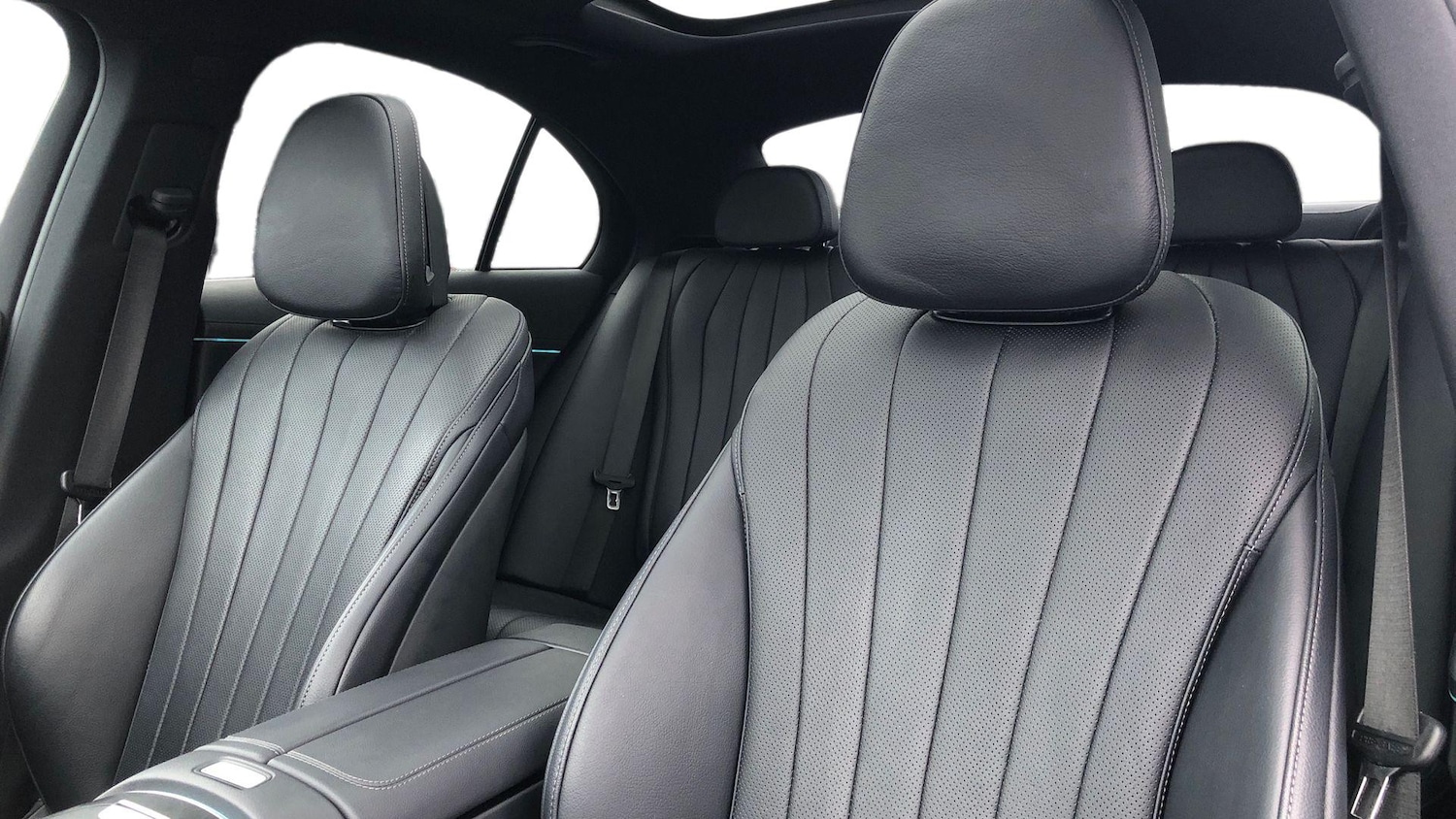 Used Mercedes-Benz E Class 2024 for sale - 77605349: Photo 11