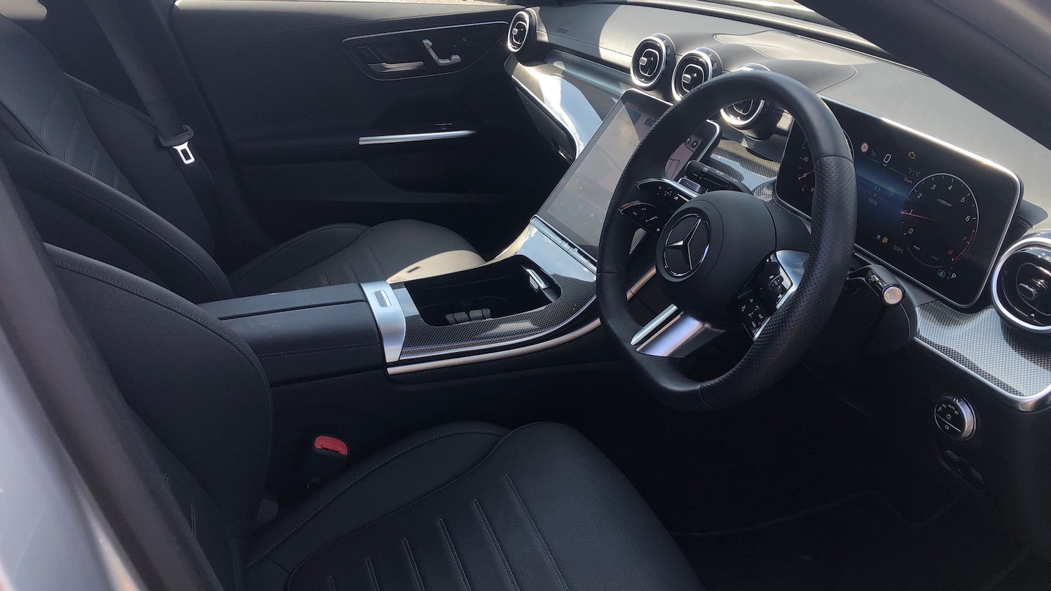 Used Mercedes-Benz C Class 2024 for sale - 76413609: Photo 3