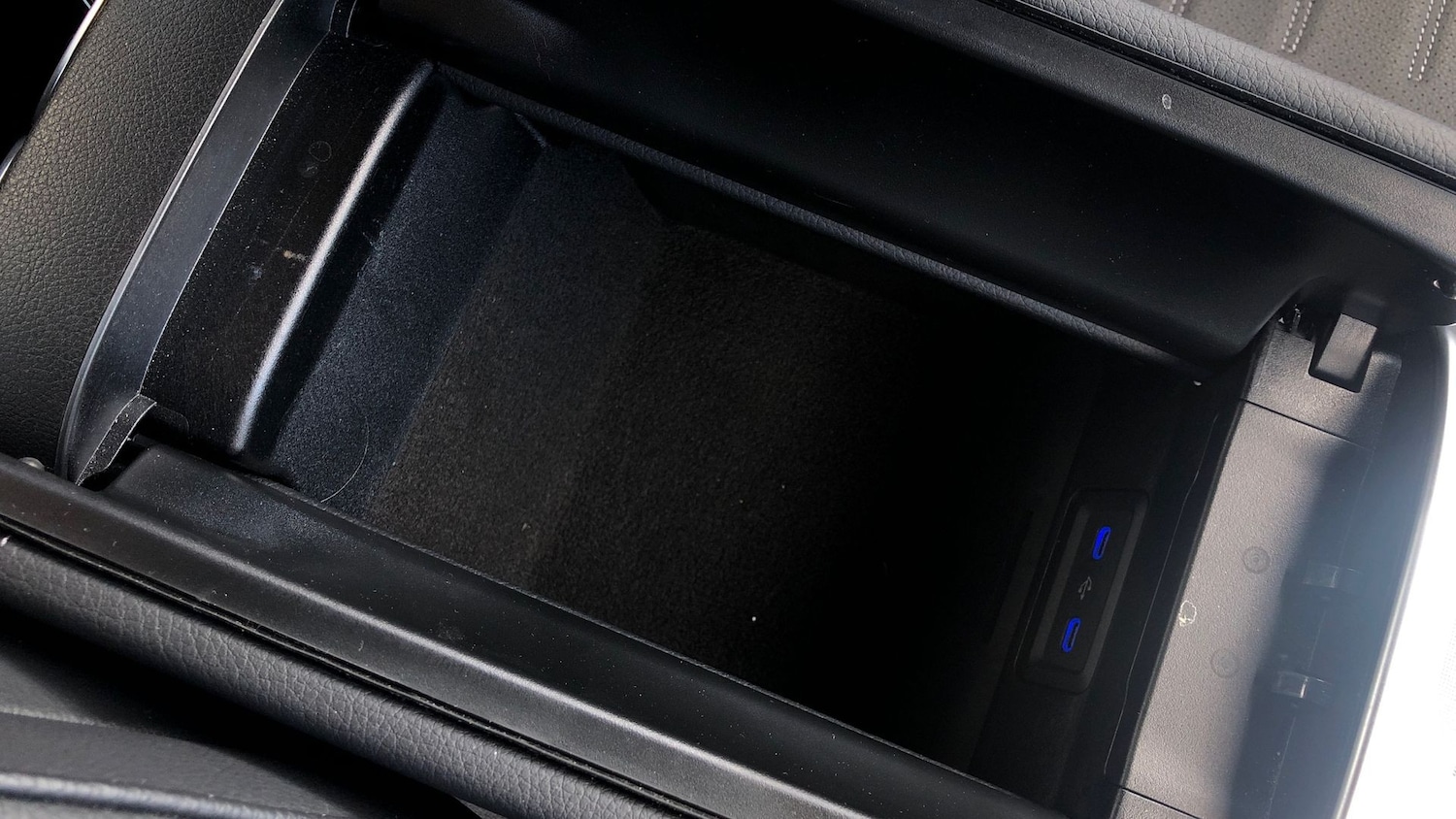 Used Mercedes-Benz C Class 2024 for sale - 76413609: Photo 32