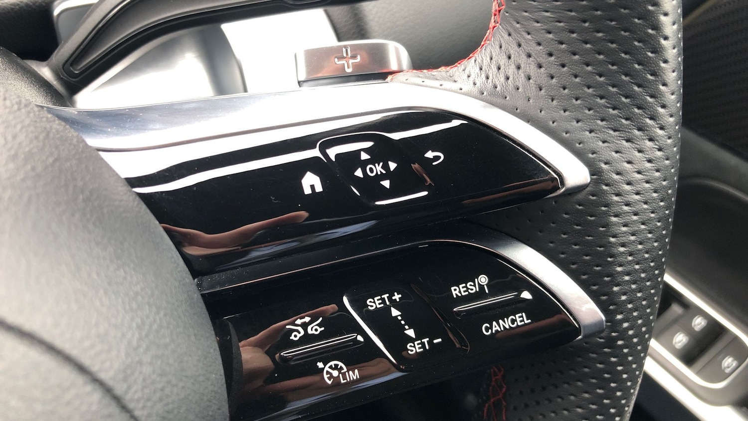 Used Mercedes-Benz GLB 2024 for sale - 76819777: Photo 31