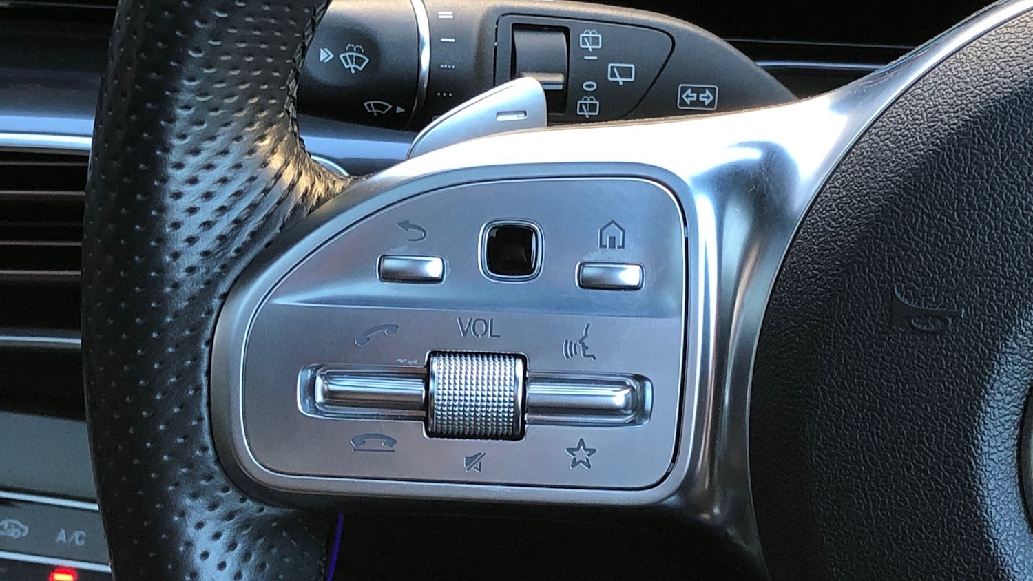 Used Mercedes-Benz EQC 2023 for sale - 77605365: Photo 19