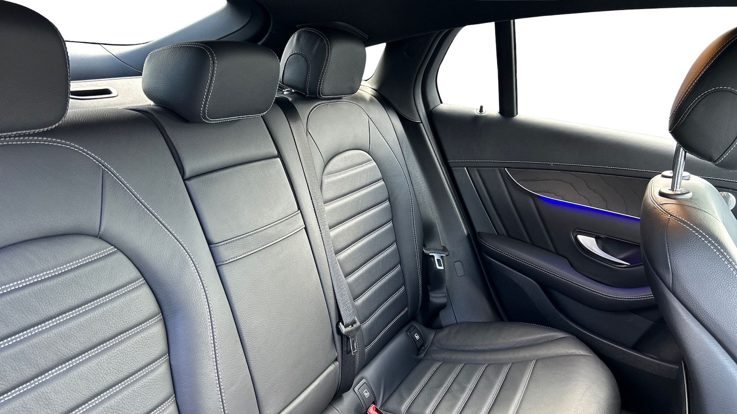 Used Mercedes-Benz GLC 2021 for sale - 76413623: Photo 12