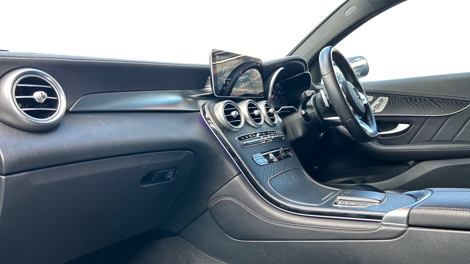 Used Mercedes-Benz GLC 2021 for sale - 76413623: Photo 8