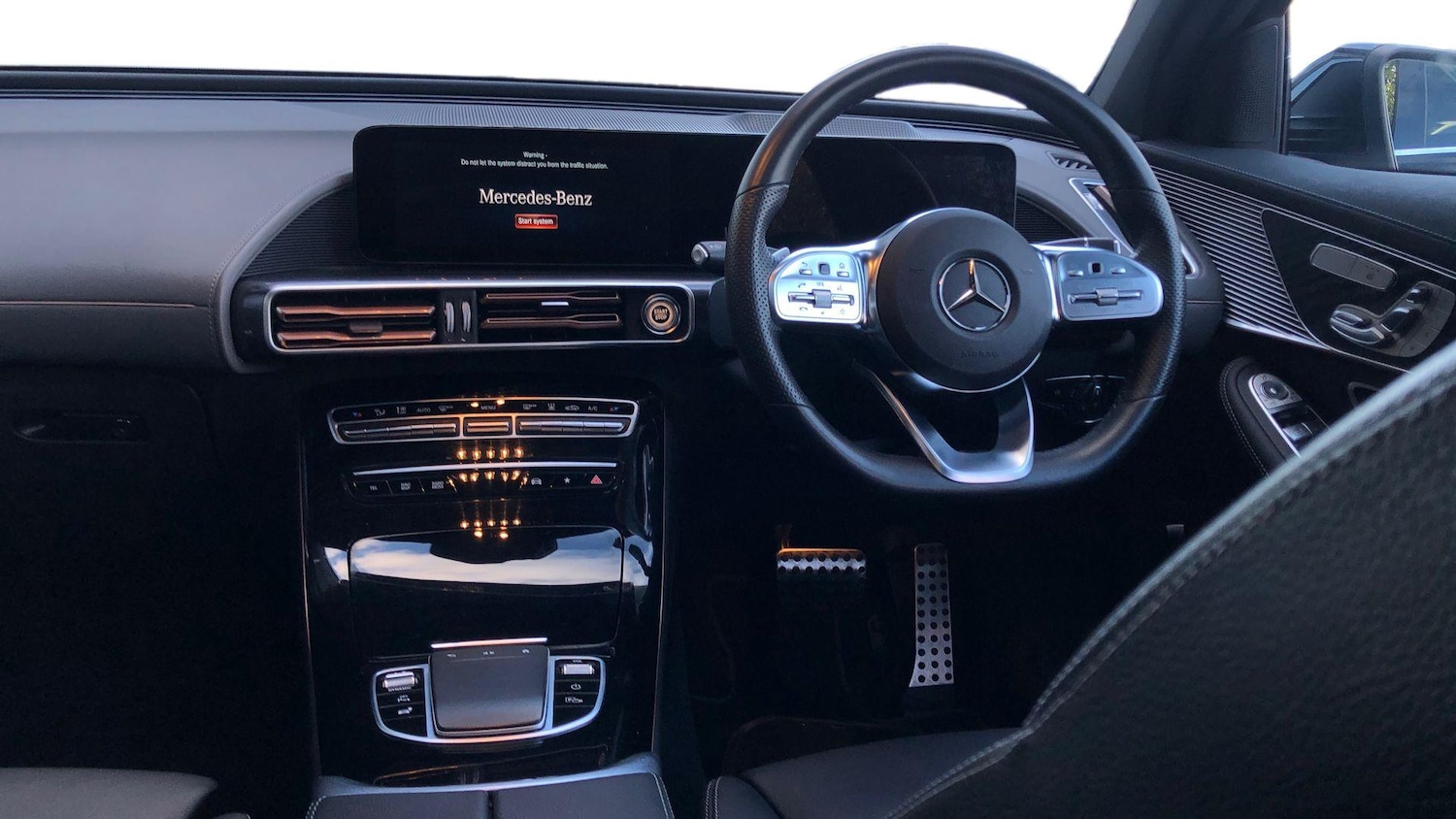 Used Mercedes-Benz EQC 2023 for sale - 76799618: Photo 10