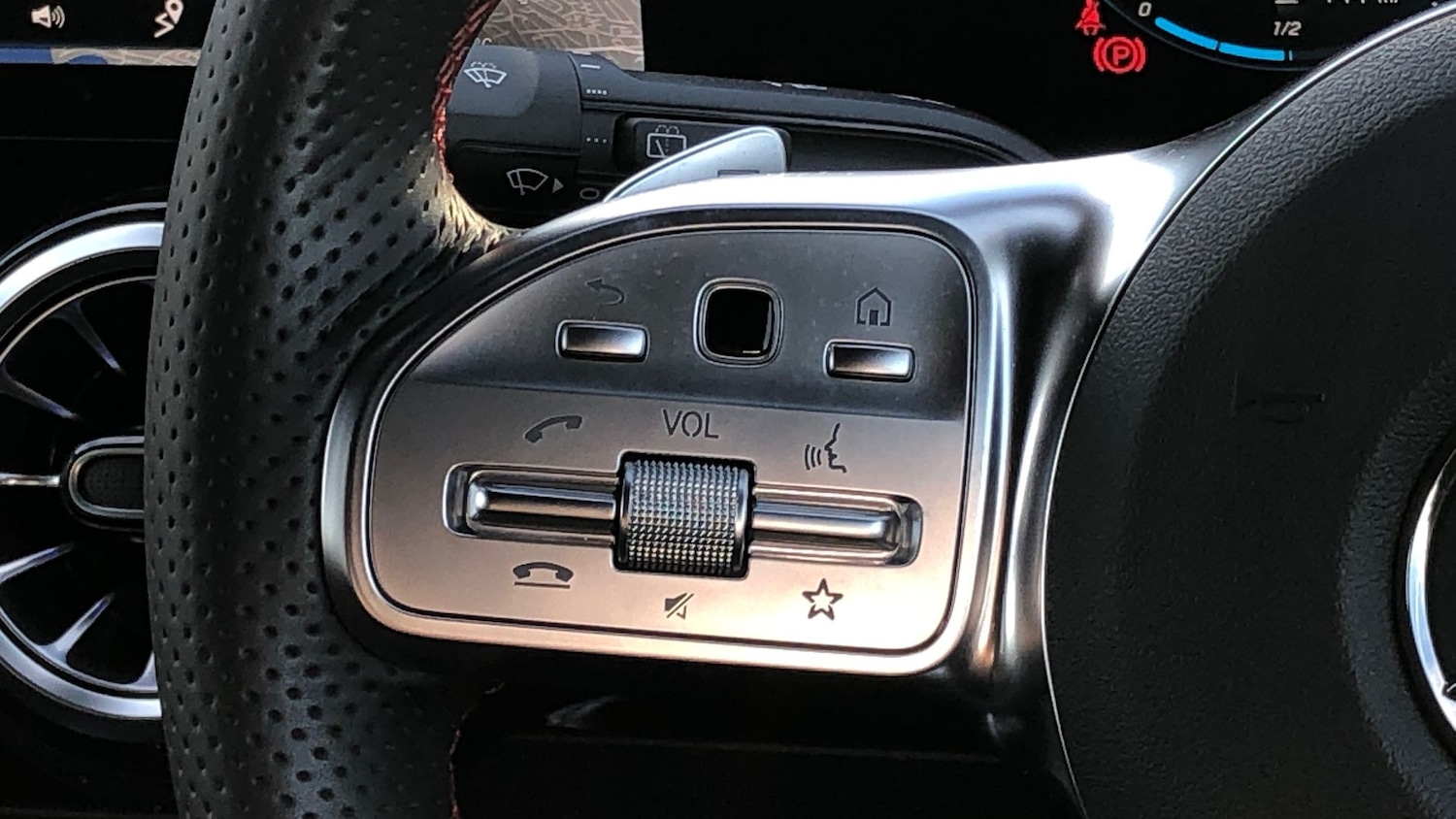 Used Mercedes-Benz GLA 2023 for sale - 76413541: Photo 19