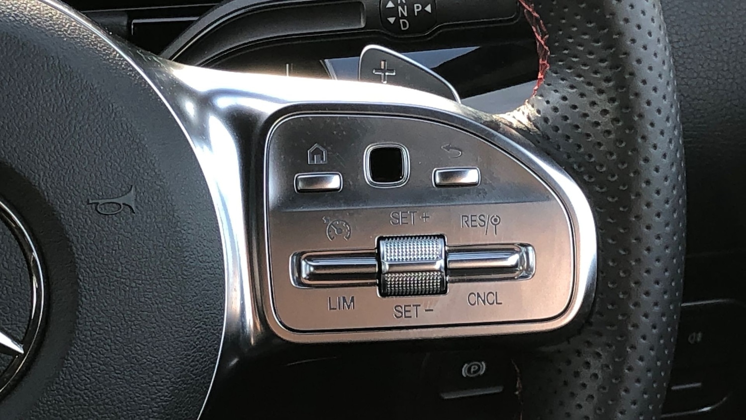 Used Mercedes-Benz GLA 2023 for sale - 76413541: Photo 25