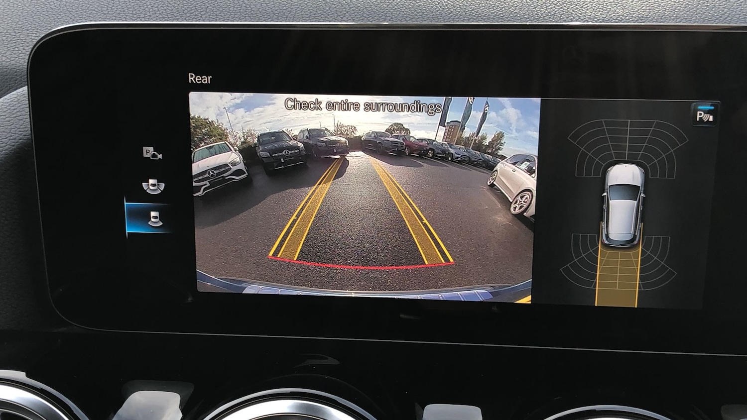 Used Mercedes-Benz GLA 2023 for sale - 76413541: Photo 32