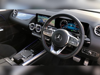 Used Mercedes-Benz GLA 2023 for sale - 76413541: Photo