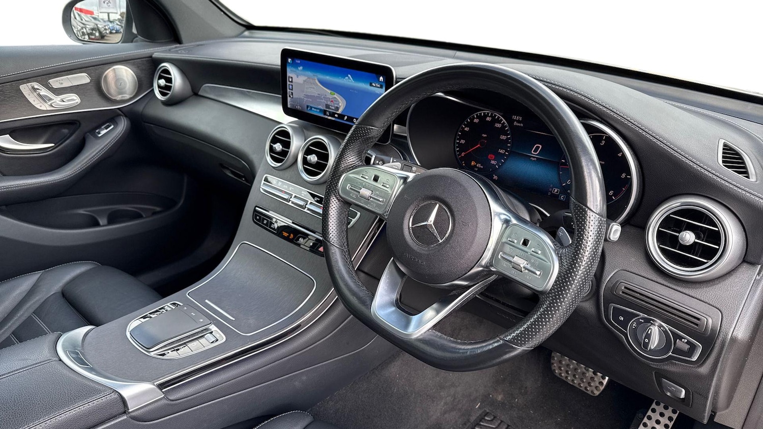 Used Mercedes-Benz GLC 2021 for sale - 77605334: Photo 3