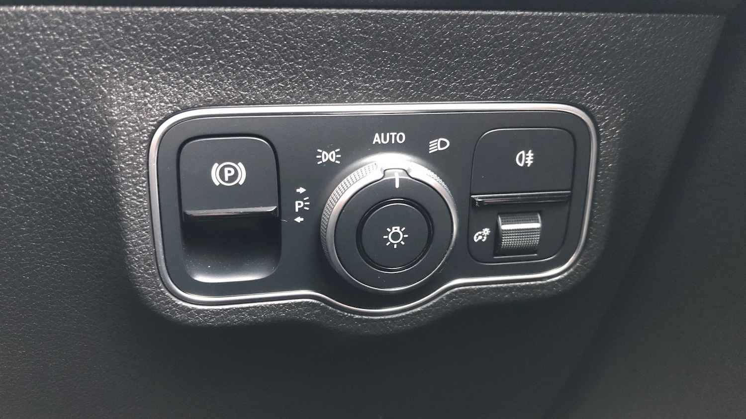 Used Mercedes-Benz GLB 2021 for sale - 76413637: Photo 16