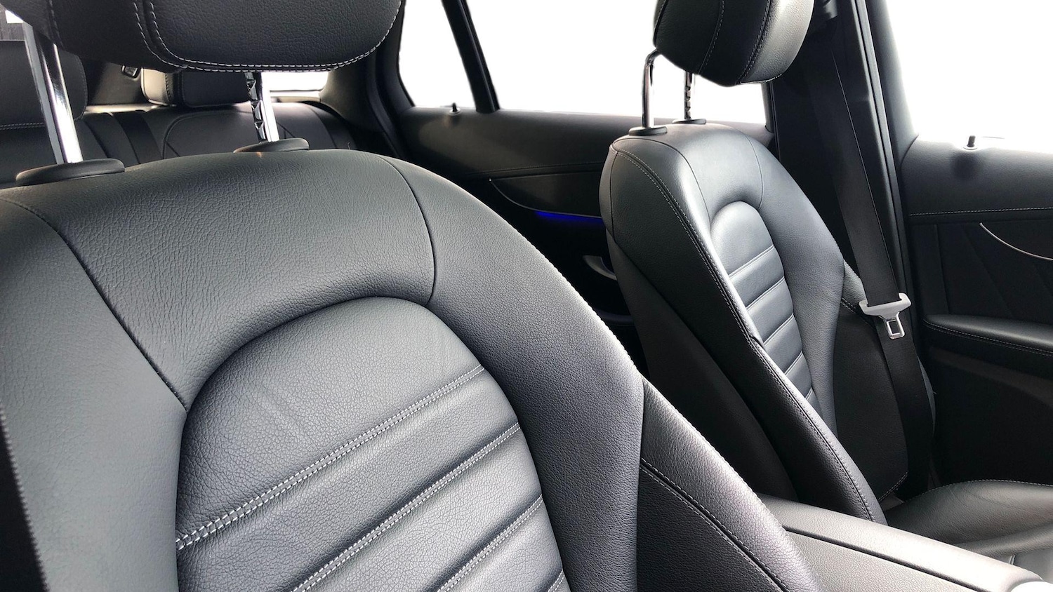 Used Mercedes-Benz GLC 2022 for sale - 77341037: Photo 11