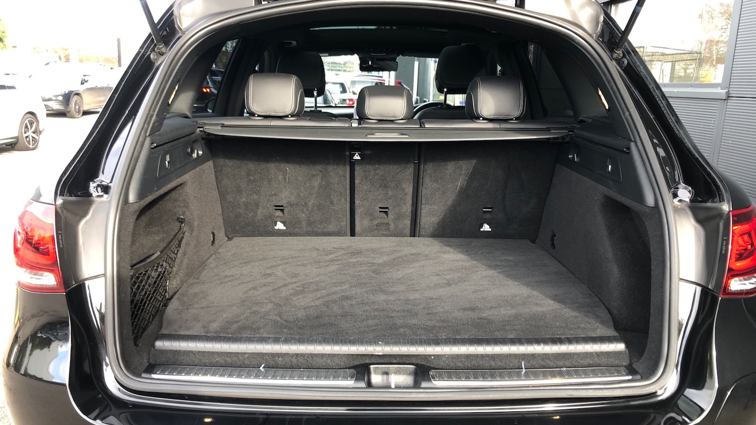 Used Mercedes-Benz GLC 2022 for sale - 77341037: Photo 14