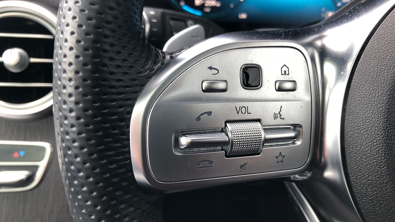 Used Mercedes-Benz GLC 2022 for sale - 77341037: Photo 19