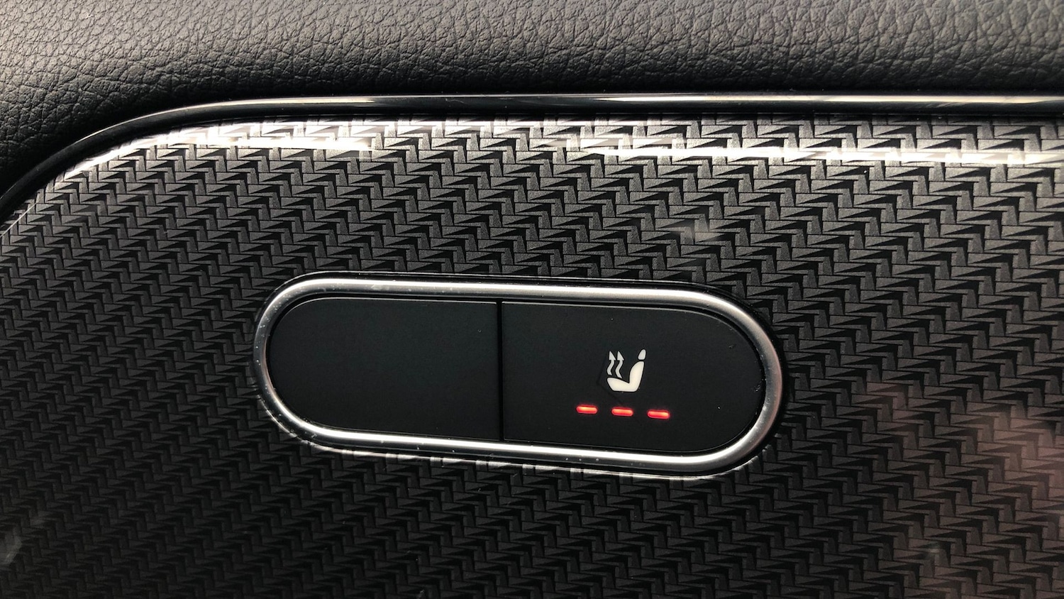 Used Mercedes-Benz GLA 2021 for sale - 76413460: Photo 28