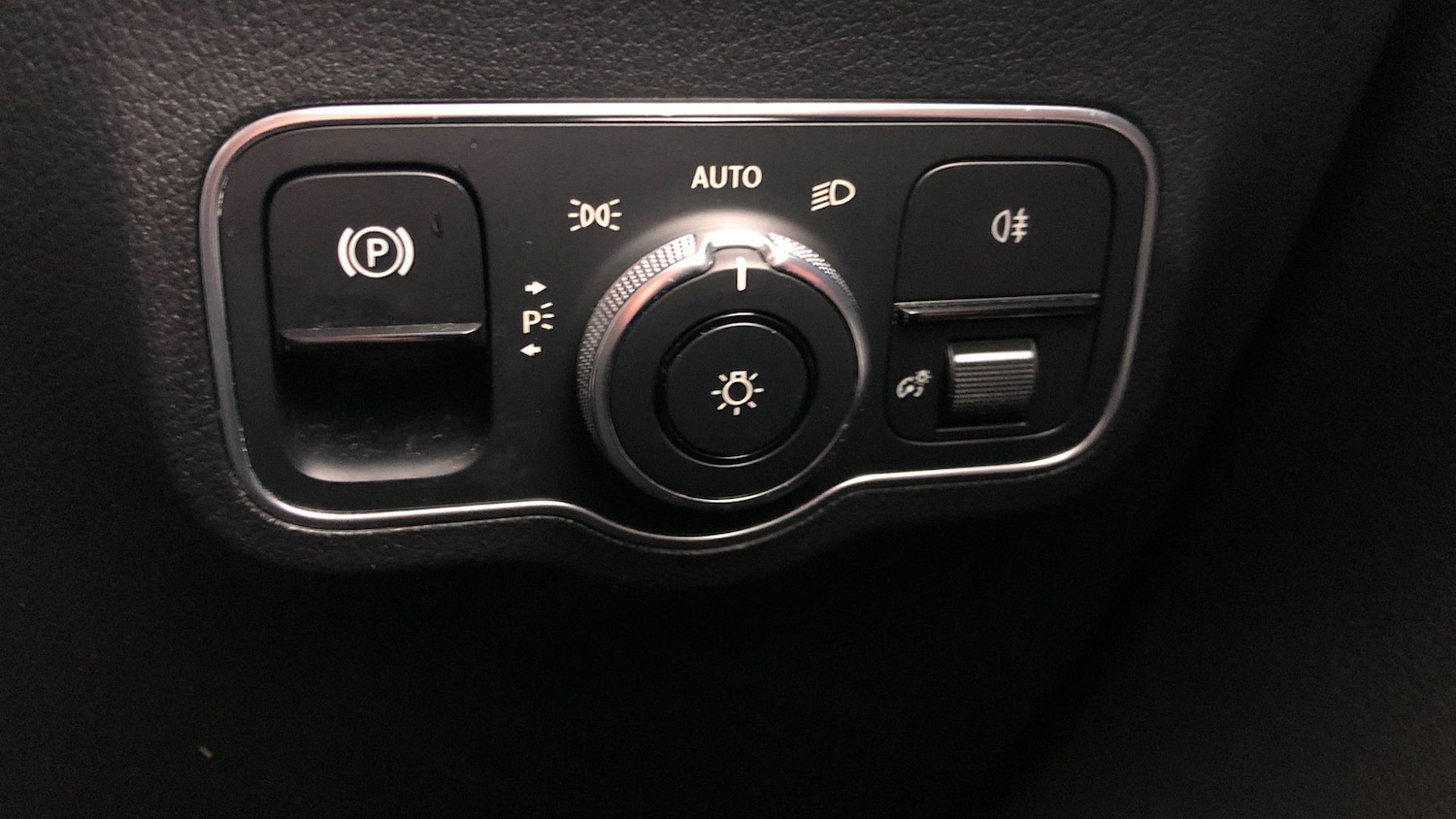 Used Mercedes-Benz GLA 2021 for sale - 76413460: Photo 29