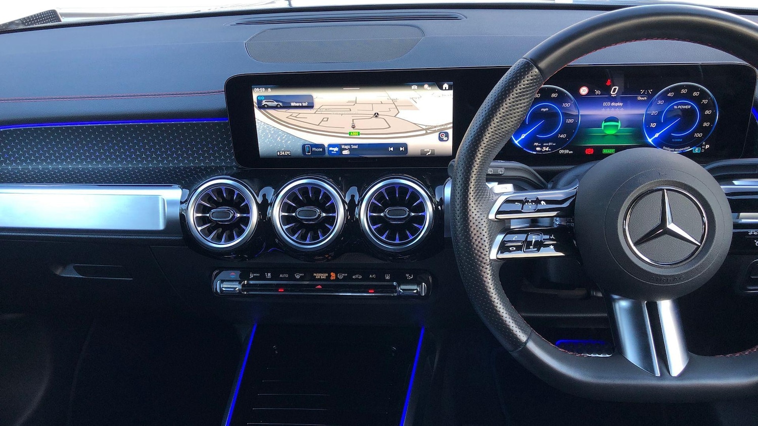 Used Mercedes-Benz EQB 2024 for sale - 76739712: Photo 10