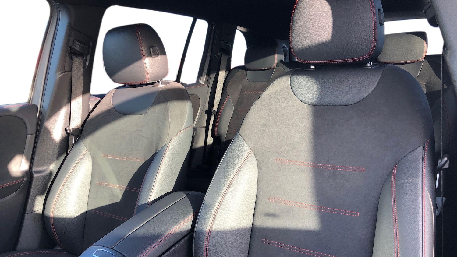 Used Mercedes-Benz EQB 2024 for sale - 76739712: Photo 11