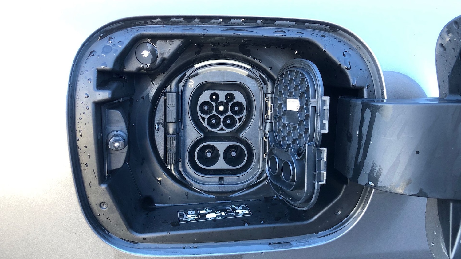 Used Mercedes-Benz EQB 2024 for sale - 76739712: Photo 23