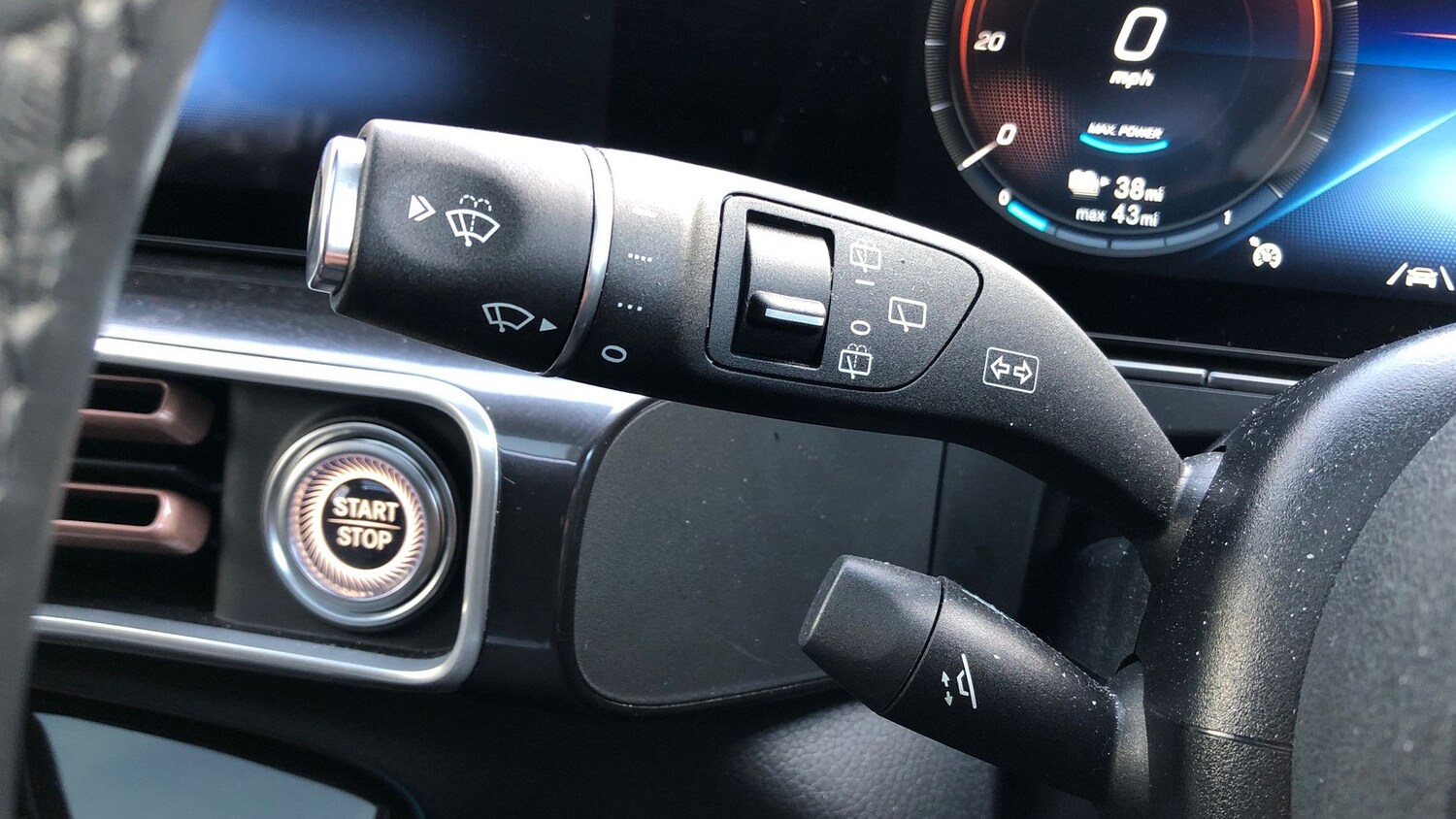 Used Mercedes-Benz EQC 2023 for sale - 77365429: Photo 39