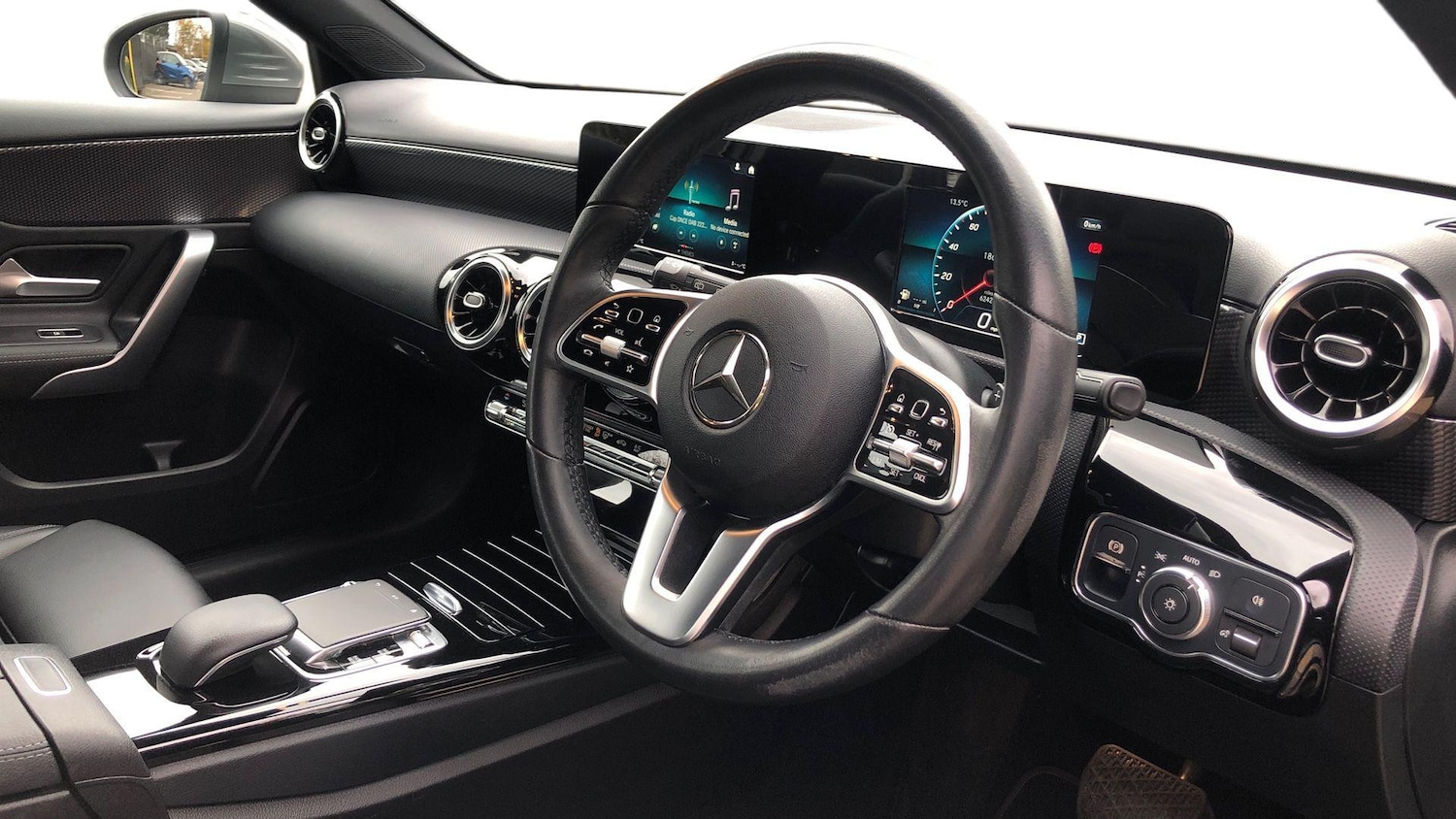 Used Mercedes-Benz A-Class 2018 for sale - 76694480: Photo 3