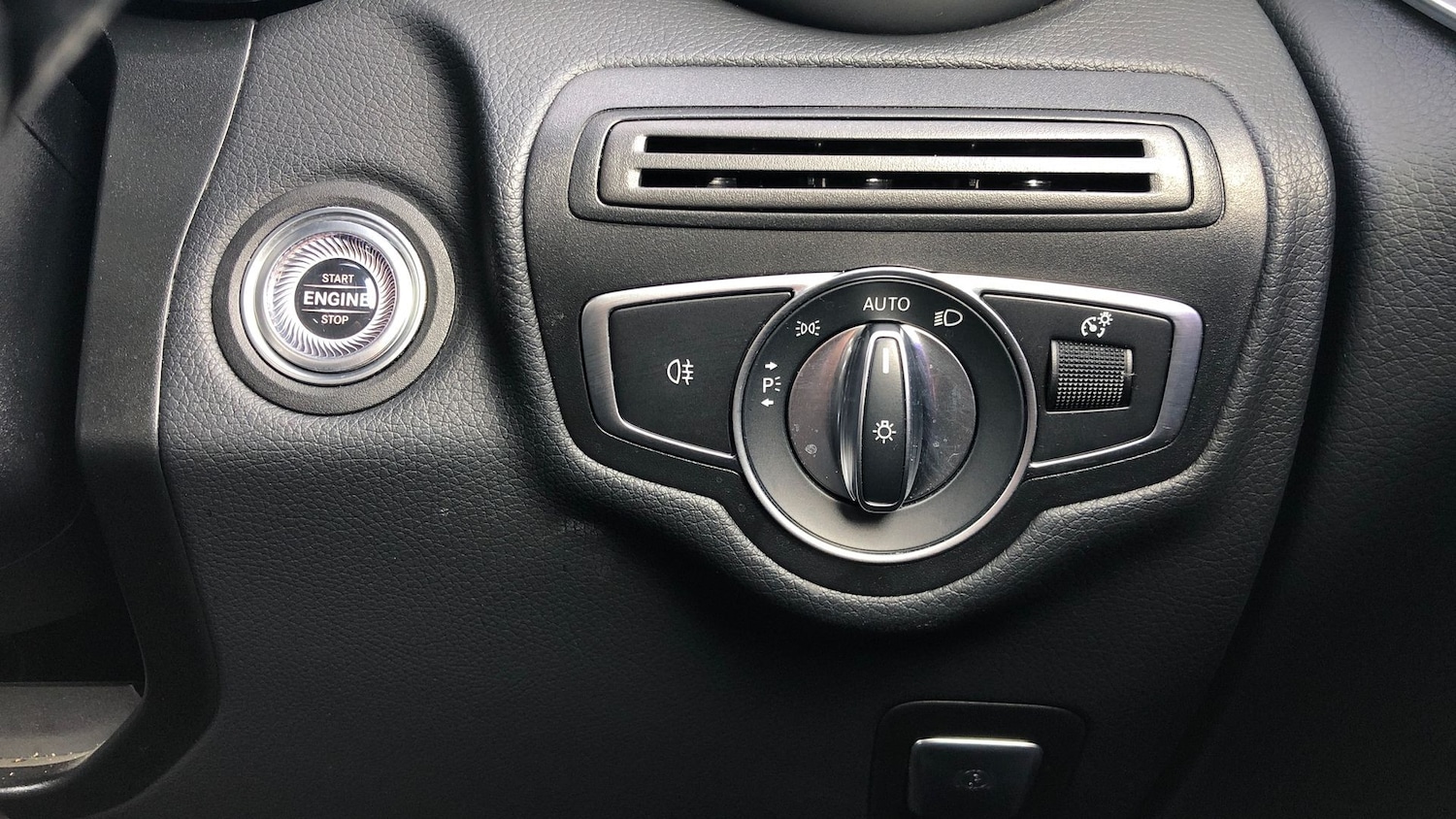 Used Mercedes-Benz GLC 2021 for sale - 76413475: Photo 29