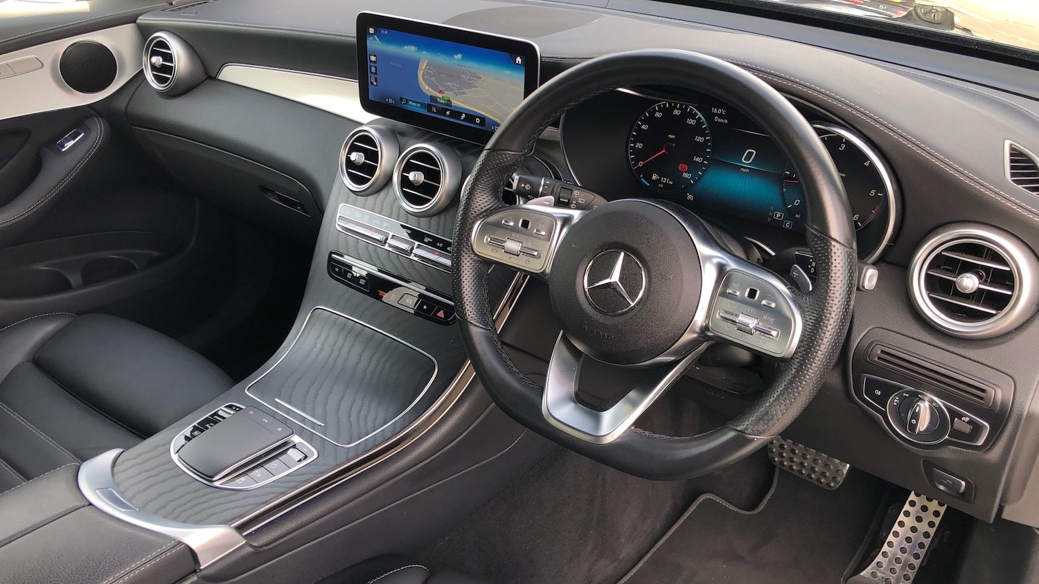 Used Mercedes-Benz GLC 2021 for sale - 76413475: Photo 3