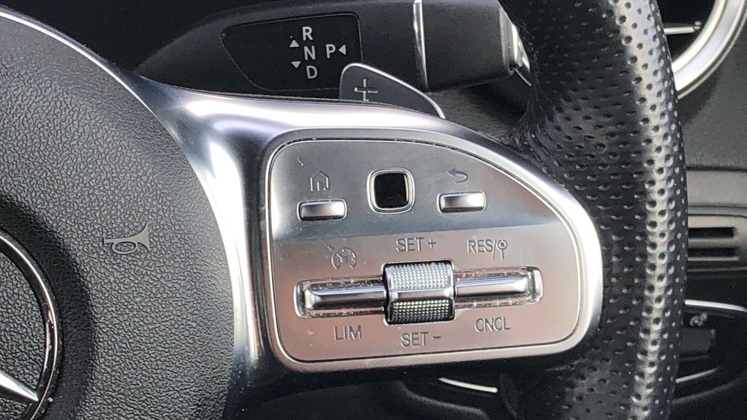 Used Mercedes-Benz GLC 2021 for sale - 76413475: Photo 30