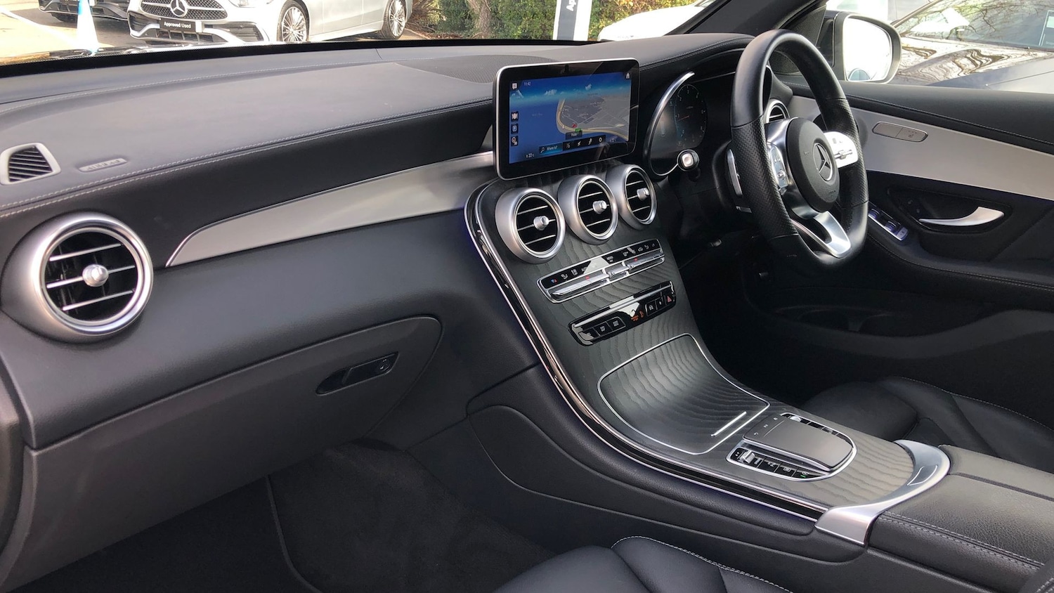 Used Mercedes-Benz GLC 2021 for sale - 76413475: Photo 8