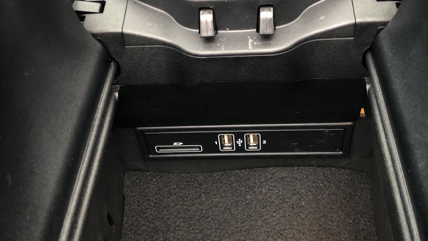 Used Mercedes-Benz C Class 2019 for sale - 76413438: Photo 30