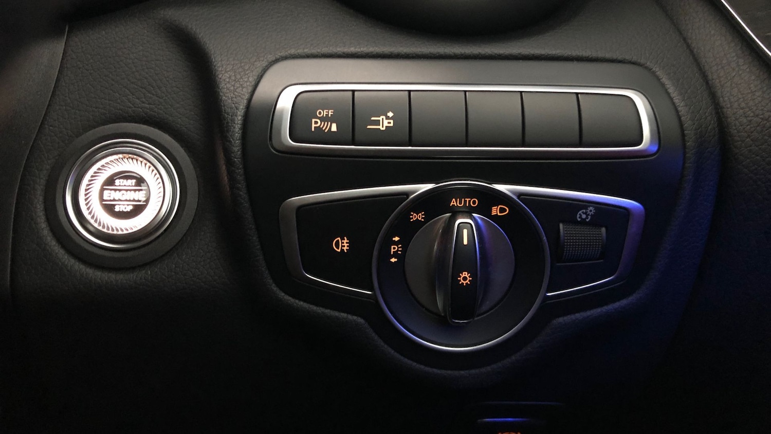 Used Mercedes-Benz C Class 2019 for sale - 76413438: Photo 35