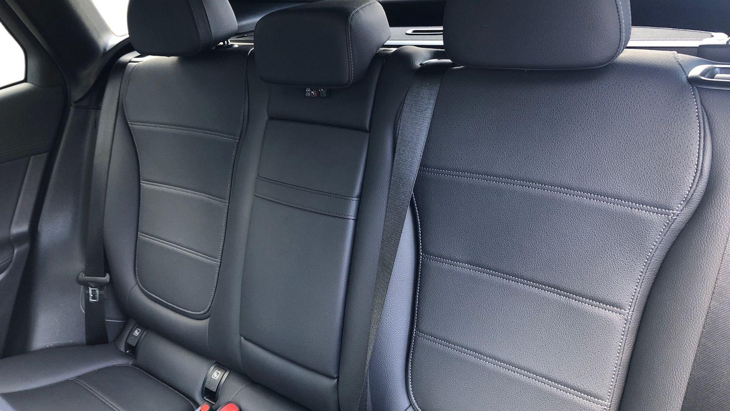 Used Mercedes-Benz GLC 2025 for sale - 77733574: Photo 12