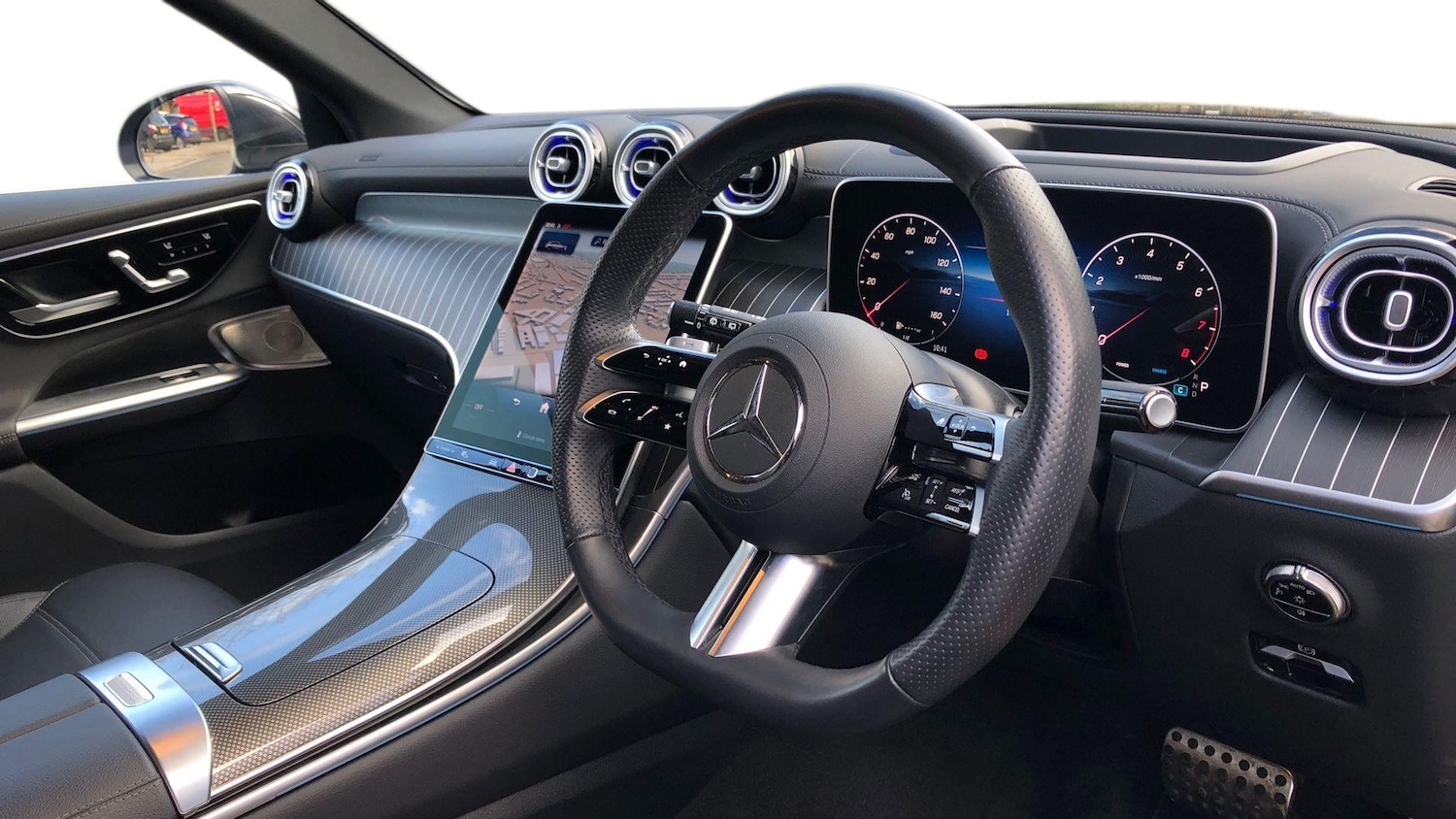 Used Mercedes-Benz GLC 2025 for sale - 77733574: Photo 3