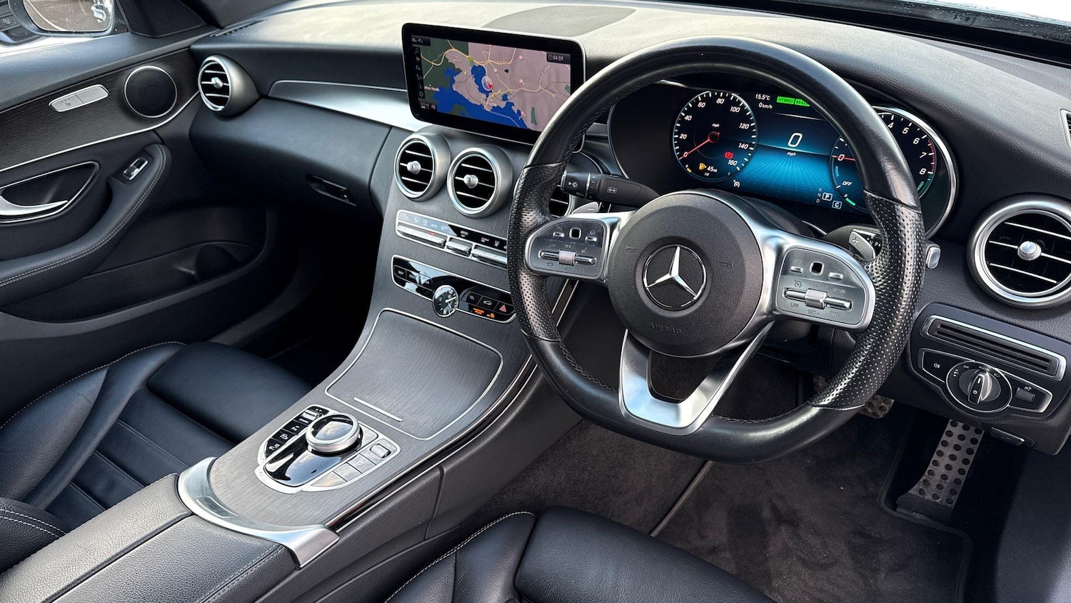 Used Mercedes-Benz C Class 2020 for sale - 77605340: Photo 3