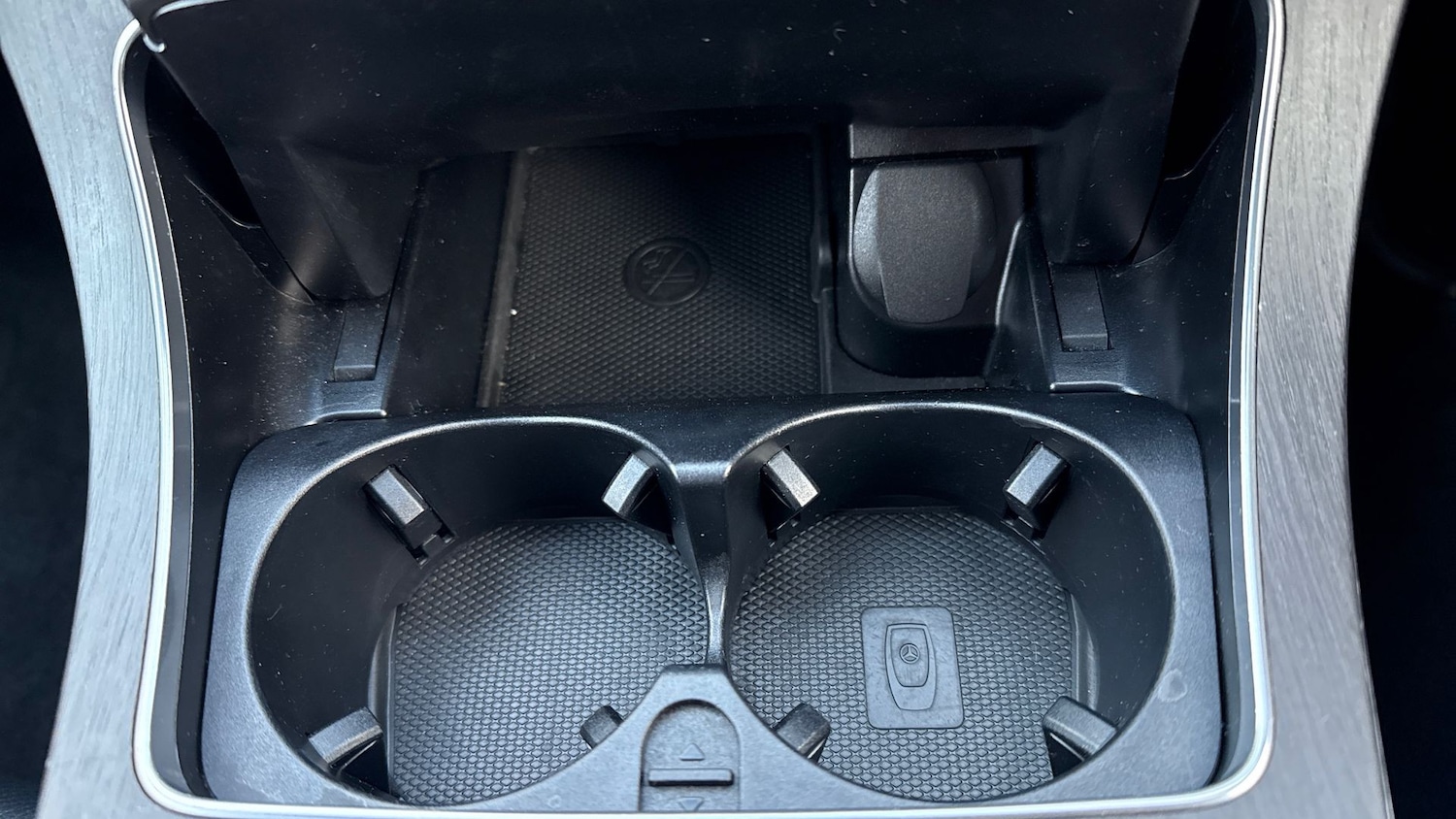 Used Mercedes-Benz C Class 2020 for sale - 77605340: Photo 32