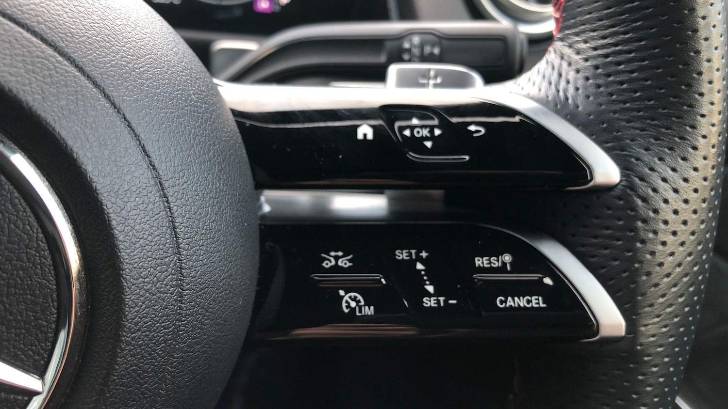 Used Mercedes-Benz GLB 2024 for sale - 77466056: Photo 30