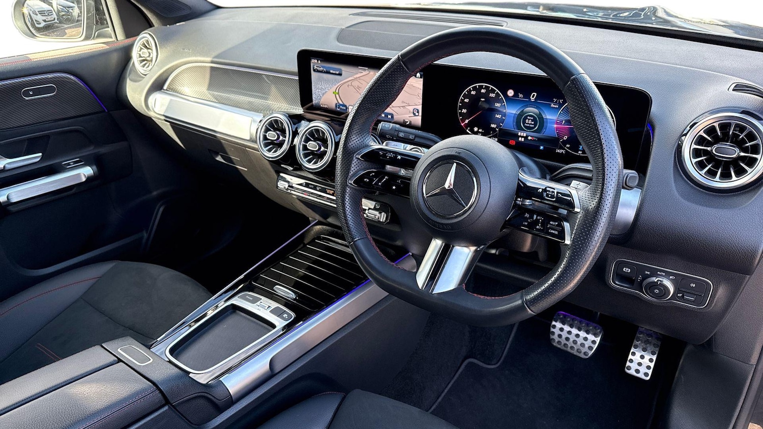 Used Mercedes-Benz GLB 2024 for sale - 77605360: Photo 3