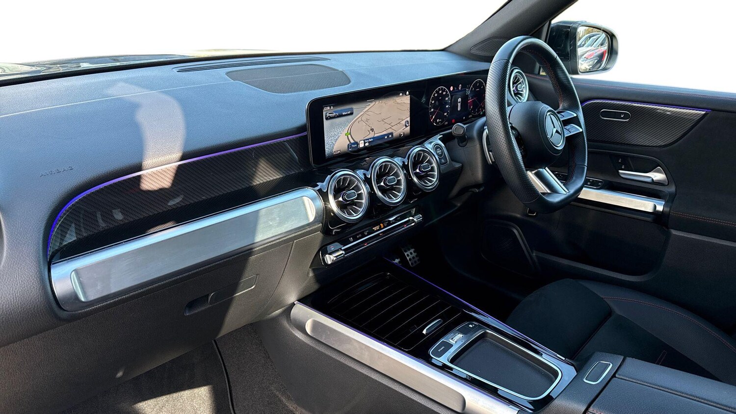 Used Mercedes-Benz GLB 2024 for sale - 77605360: Photo 8