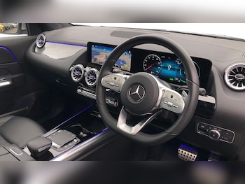 Used Mercedes-Benz GLA 2022 for sale - 77064357: Photo